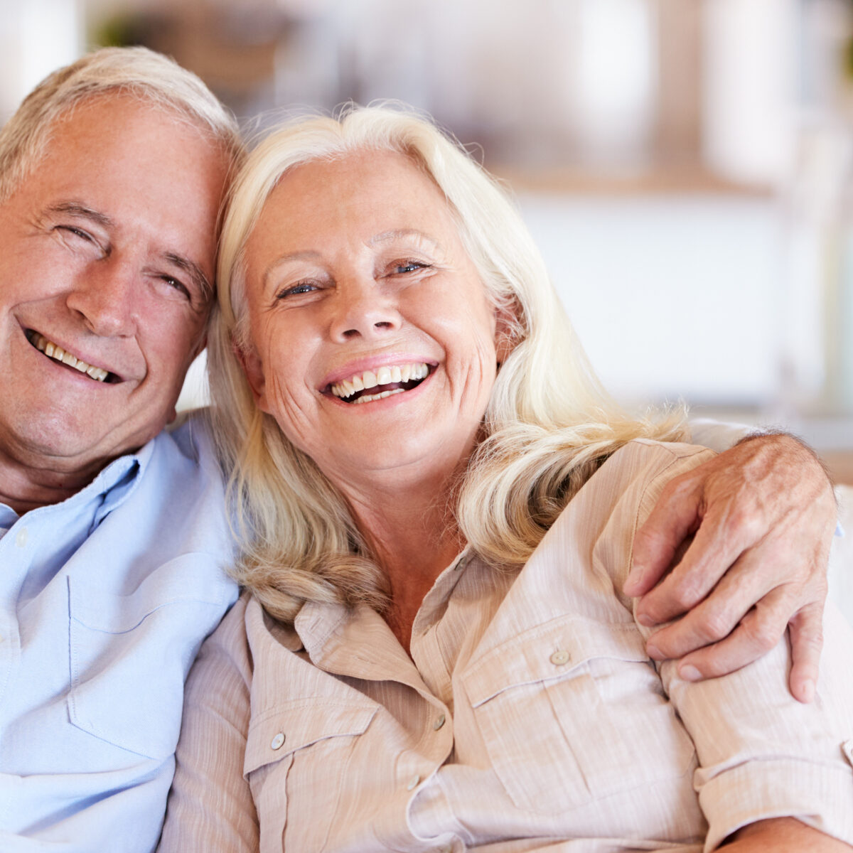 Happy couple old retired 1452345524