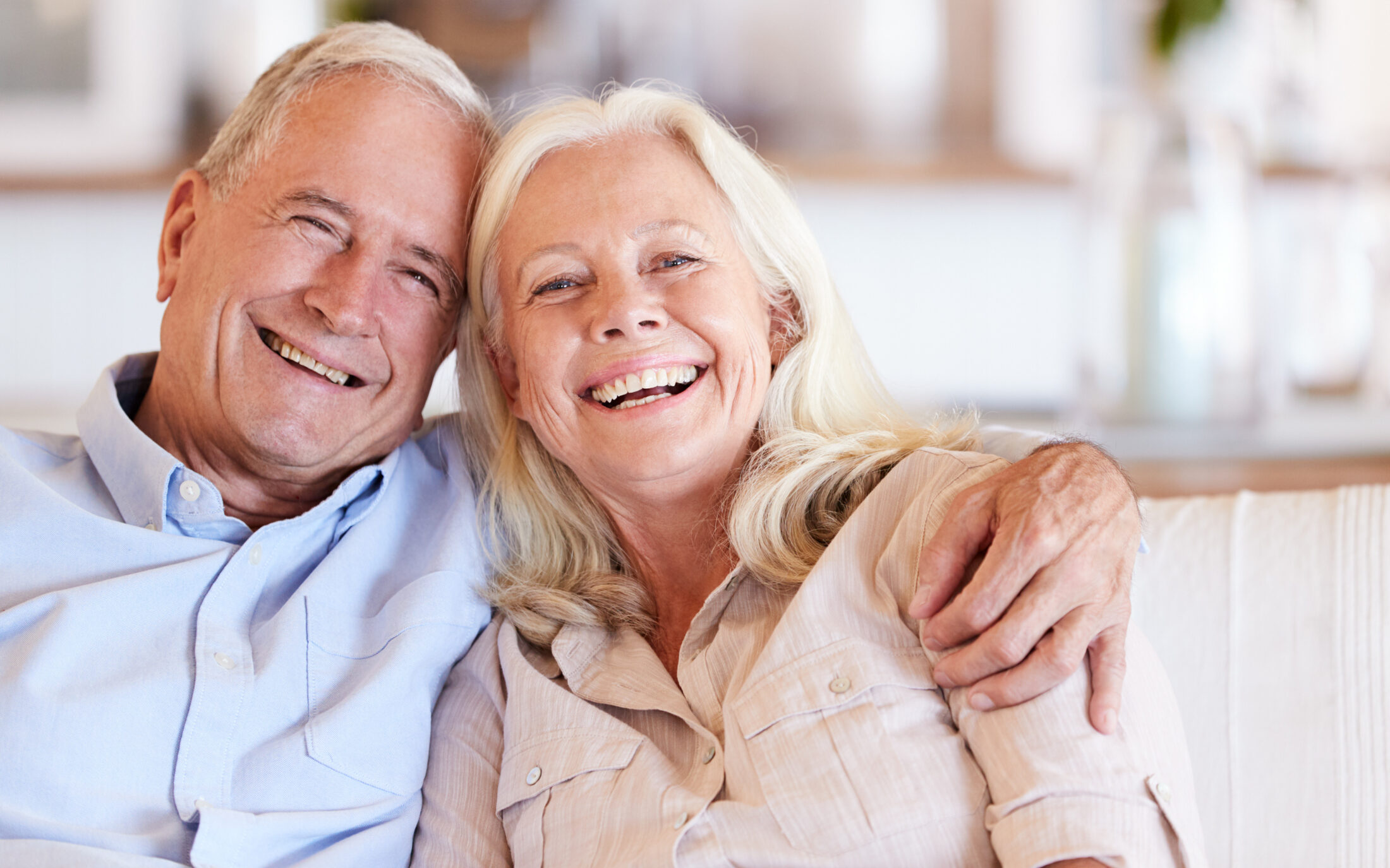 Happy couple old retired 1452345524